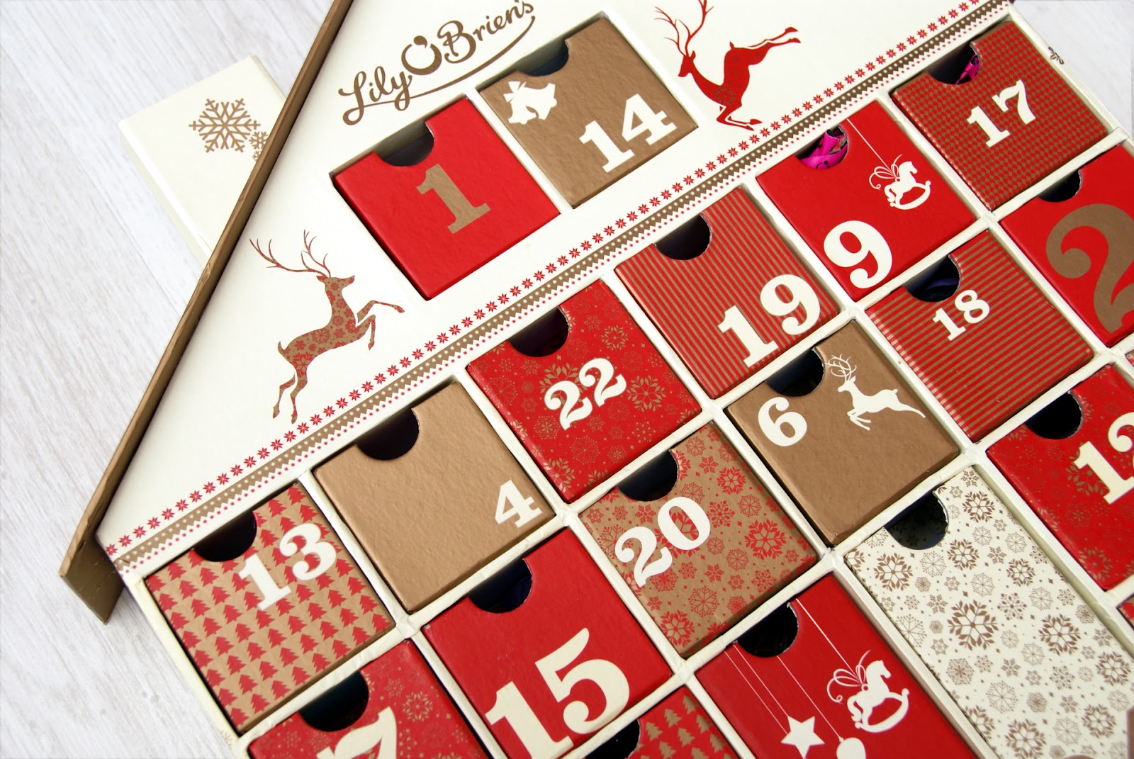 Lily O'Brien's Advent Calendar Review & Giveaway A Blackbird's