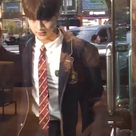 공식적인 교복이 어제가 마지막이었던 드리핀 차준호 | 인스티즈