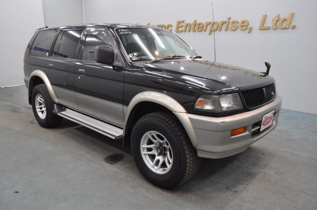 Mitsubishi challenger 1996