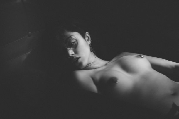 Alberto Buzzanca fotografia fashion mulheres modelos nudez artística sensual provocante preto e branco