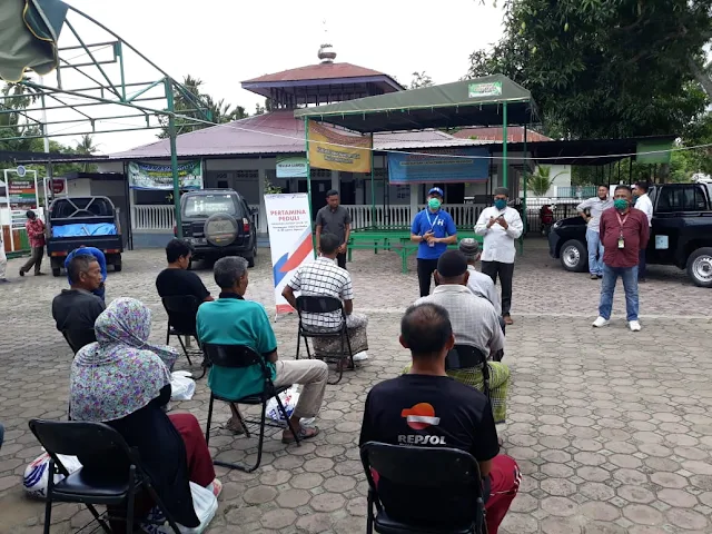 Pertamina Bantu Warga Rentan, Bagikan 5.000 Sembako di Lima Provinsi