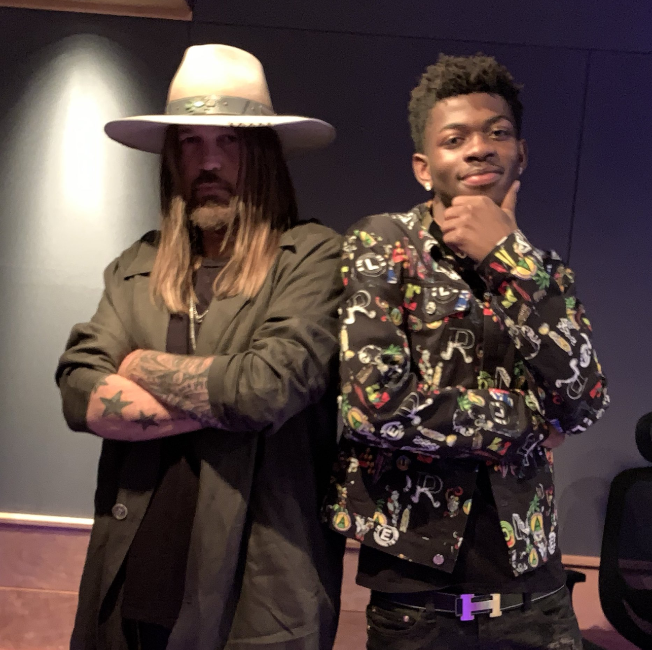 Billy cyrus old town. Lil nas x Billy ray Cyrus old. Billy ray Cyrus old Town Road.