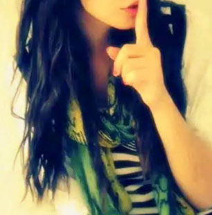 girl hiding face pic for whatsapp and facebook girl hiding face pic for whatsapp and facebook
