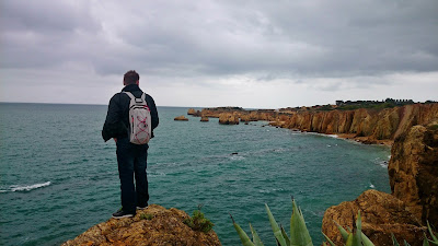 wybrzeże w portugalii, urwiska skalne