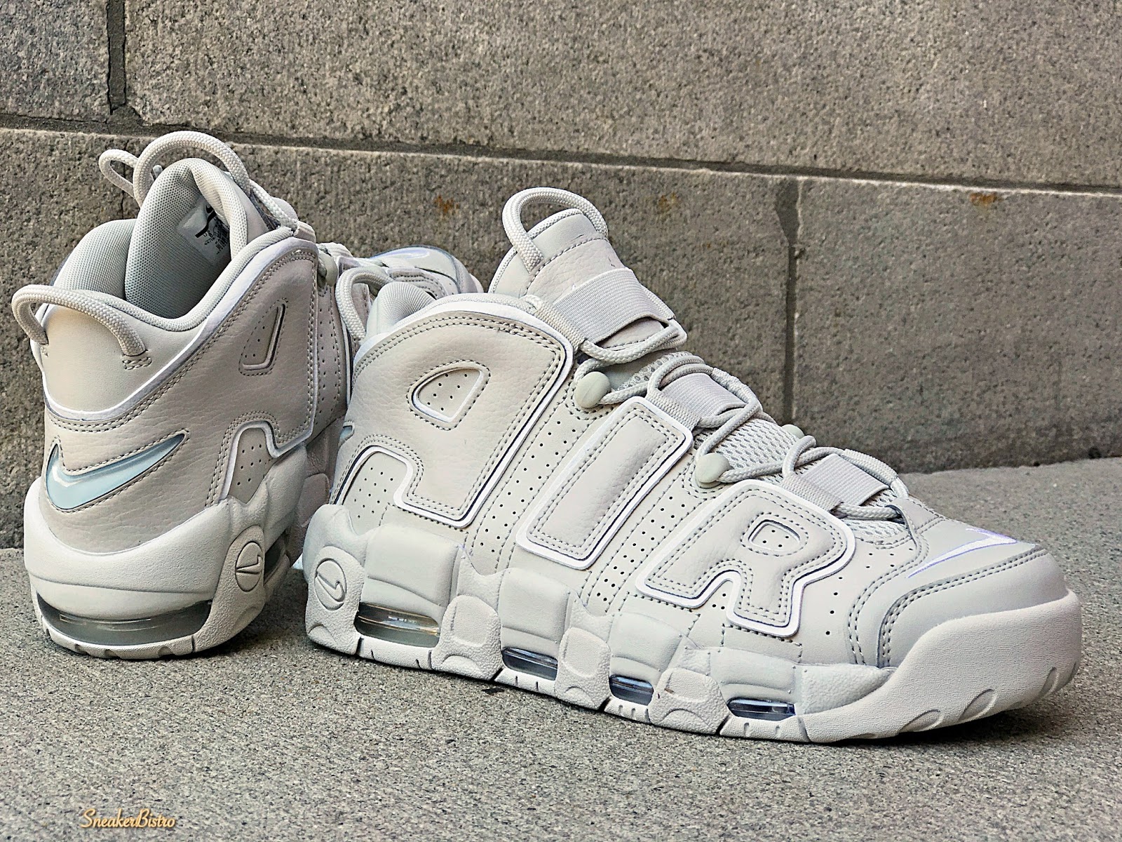 SNEAKER BISTRO - Streetwear Served w| Class: Nike Air More UpTempo Light Bone