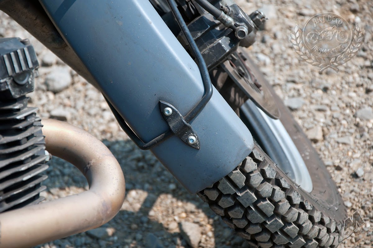 xs400 fender brace