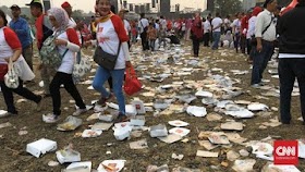 Massa Bayaran Syukuran Jokowi