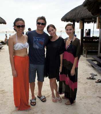 Jeremy Renner in Boracay