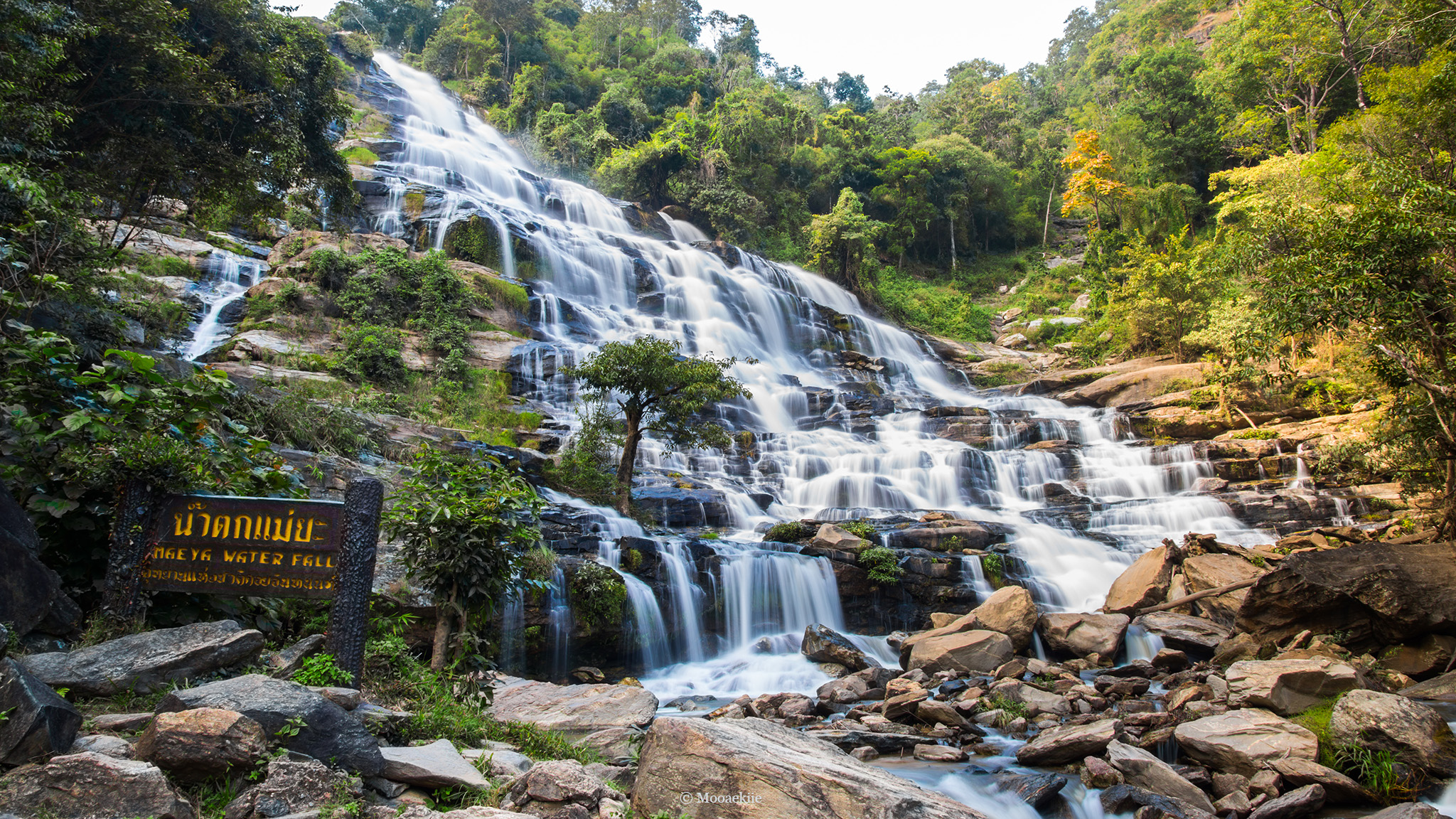 Mae Ya WaterFall Most highest and beauty waterfall in Chiang Mai