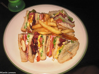 Angela's Diner, Maenam, Angela's club sandwich