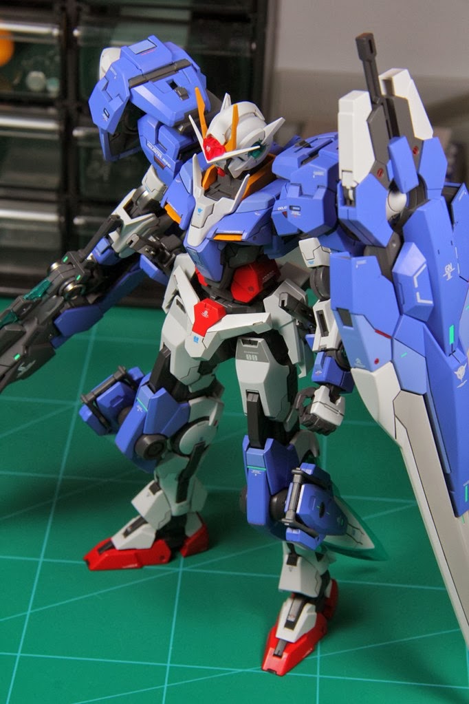 MSB 1/100 GN-0000/7S 00 Gundam Seven Sword - Custom Build