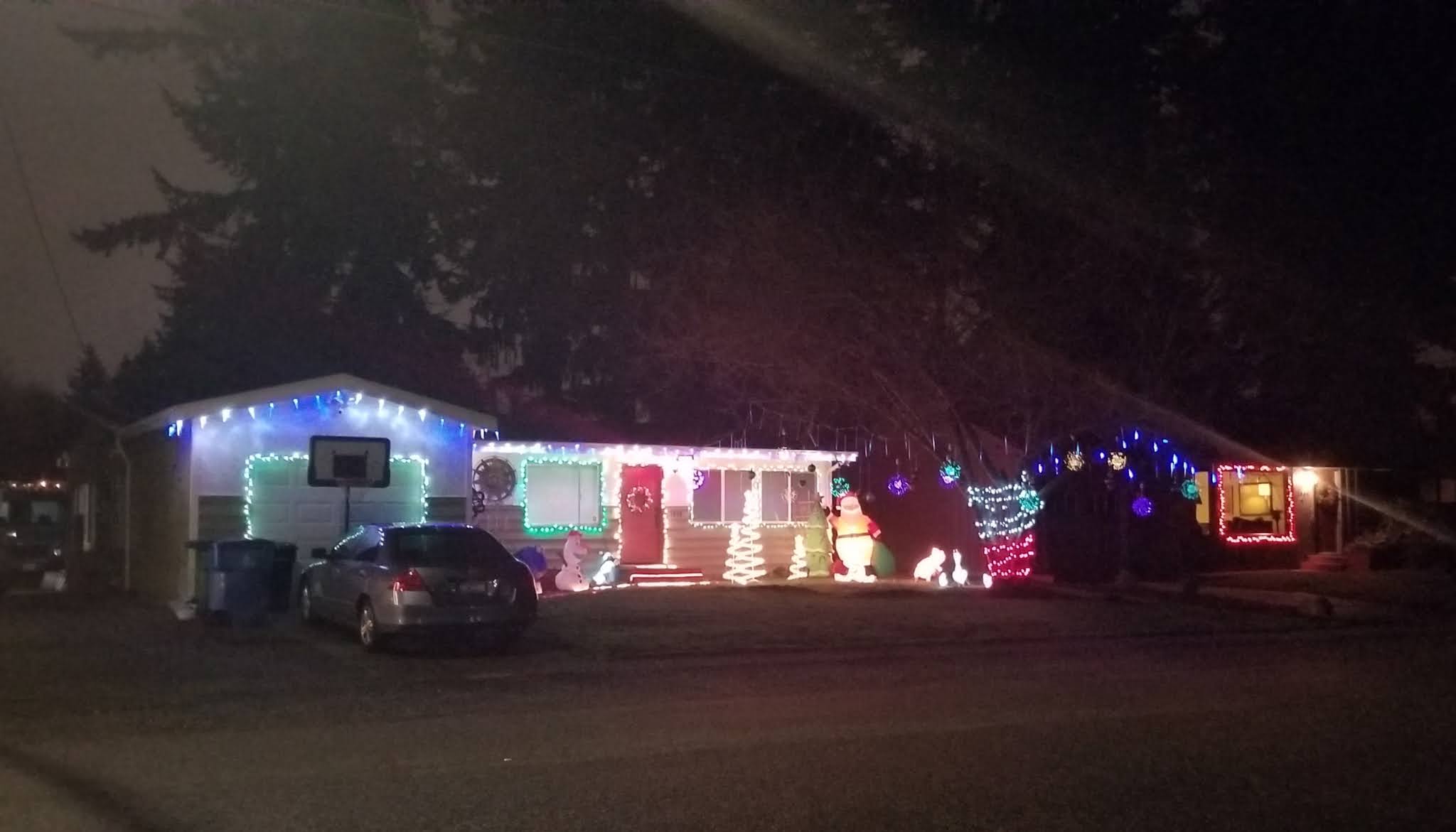 Shoreline Area News Christmas Lights More from Burke Ave N