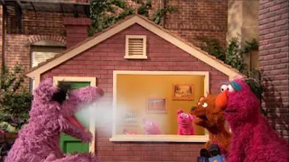 Telly, Baby Bear, Three Little Pigs, Big Bad Wolf, Sesame Street Episode 4320 Fairy Tale Science Fair season 43