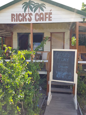 Remax Vip Belize: Rick's Cafe 