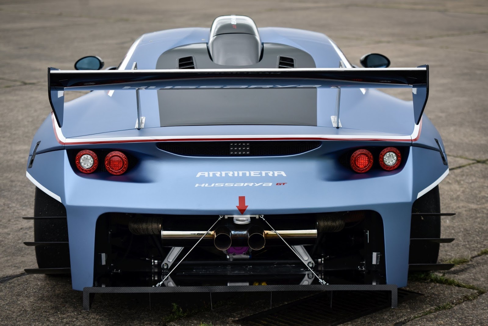 Arrinera машина спорткар
