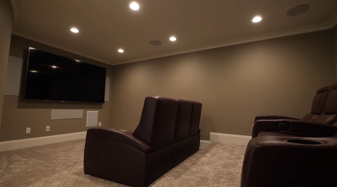 Tour 1501 Bryant St, Palo Alto, CA vs. 37 Interior Design Photos