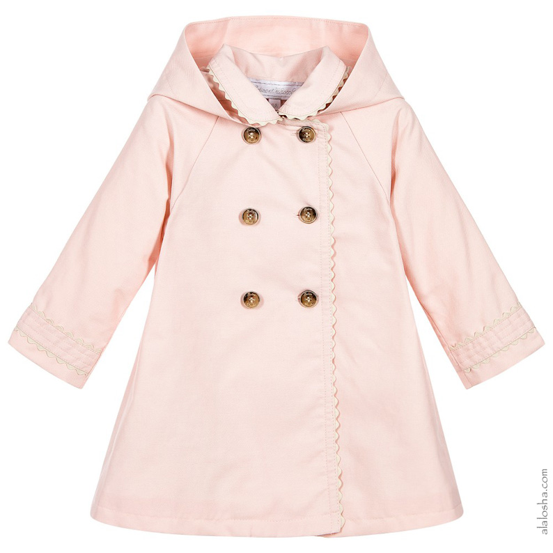 Must Have of the Day: Trendy coats for Spring!
