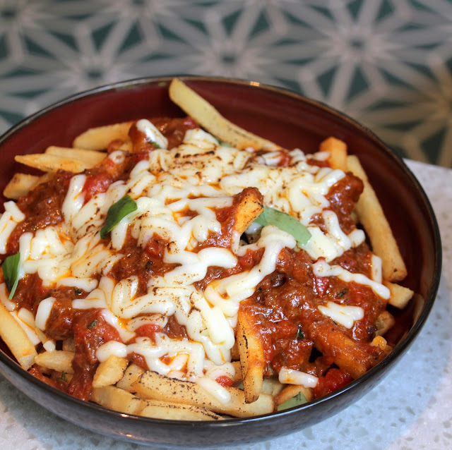 Bee's Knees Botanic Gardens Extended Opening Hours with Delicious