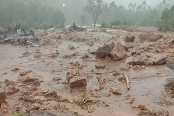 News, Kerala, Munnar, Landslide, Death, Rescue, Hospital, Treatment, Trending, Landslide at Munnar