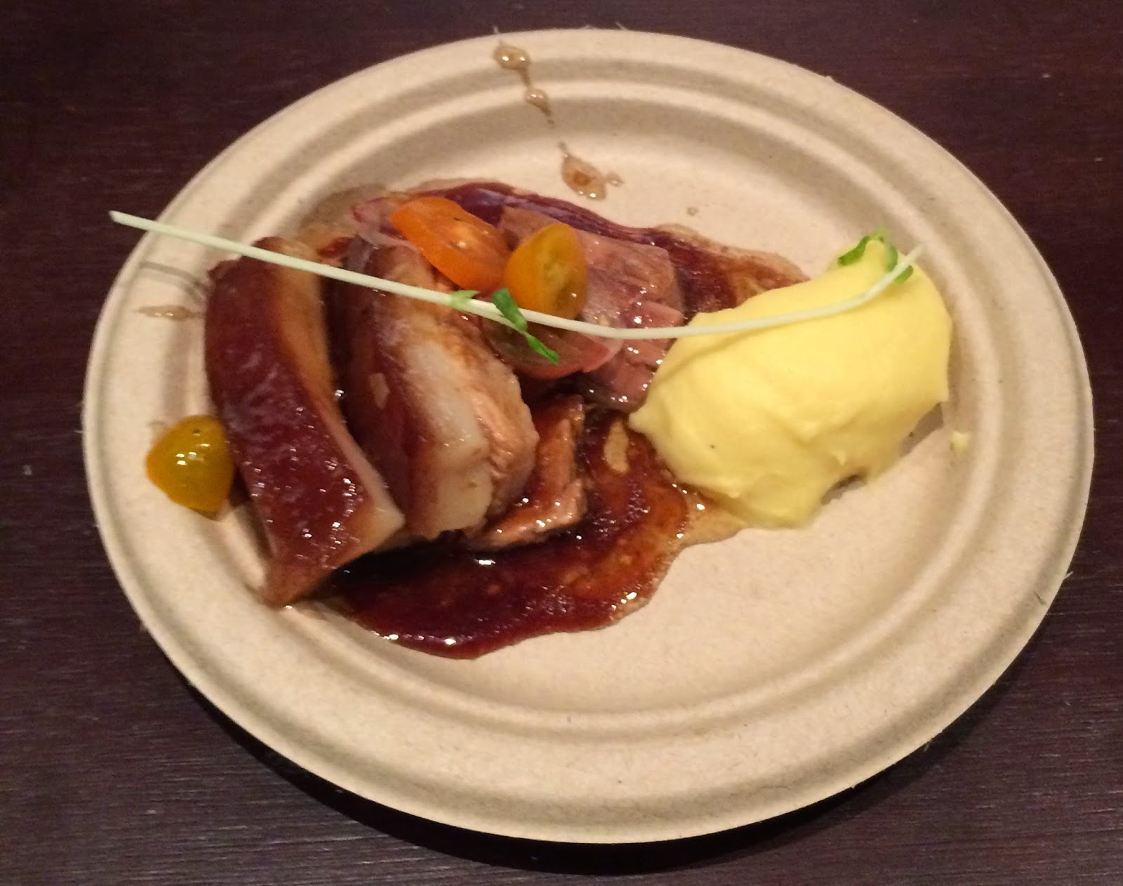 GREAT EATS HAWAII 2014 CHOPSTICKS AND WINE