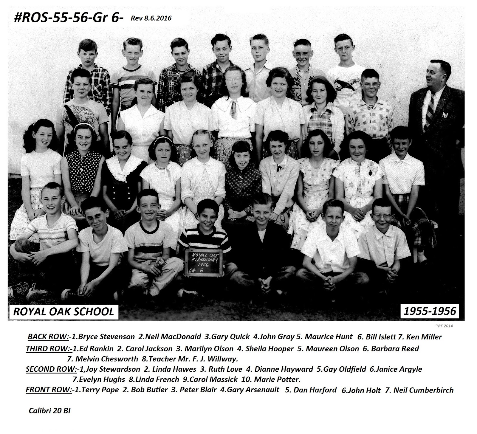Royal Oak School Yard Class photos from the "1952" Royal Oak School.