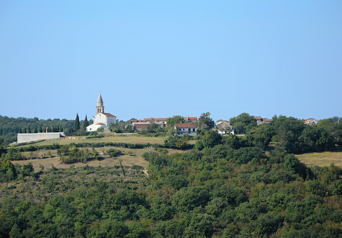 La mano que mece la cuna Jure Grando
