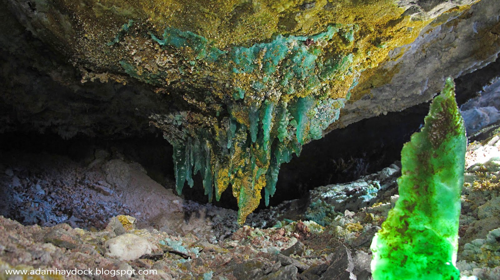 пещера куэва де лос кристалес. пещера куэва де лос кристалес. кристаллическая пещера. джант кристал. куэва-де-лос-кристалес (пещера кристаллов).