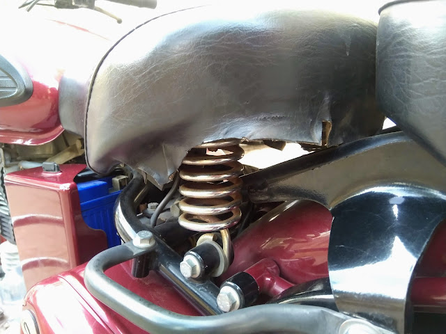 royal enfield classic 350 back seat handle