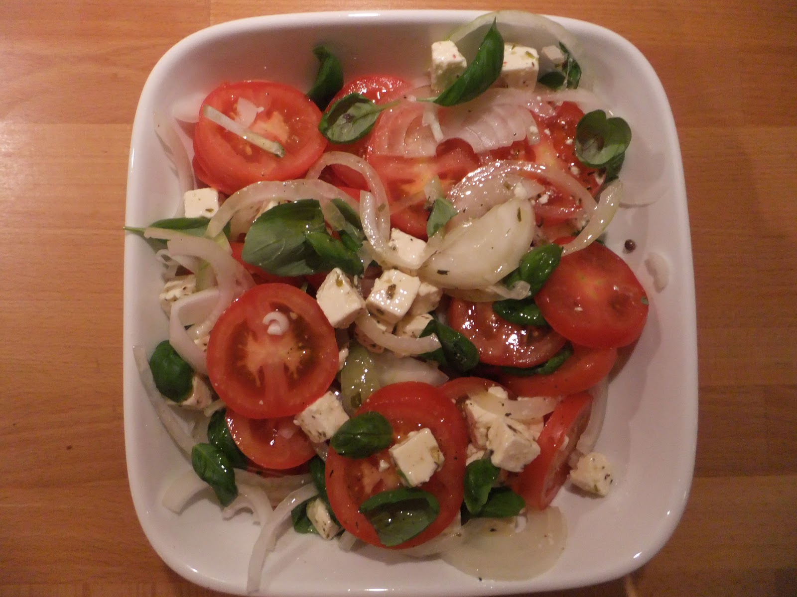 Mamma Britas matblogg: En enkel tomatsalat