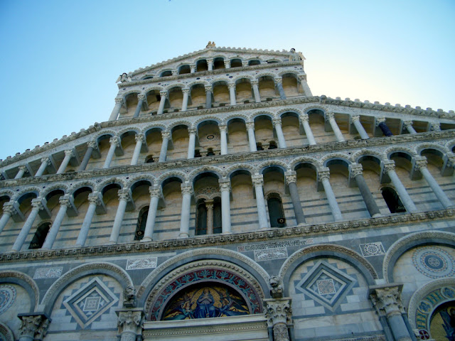 Pisa Campo dei Miracoli Storia dell'Arte Architettura Romanica Romanico in Toscana Duomo di Santa Maria Assunta