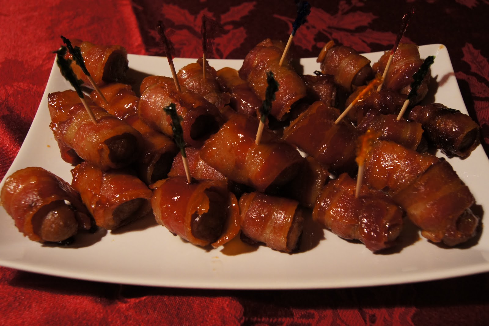 Intime Cuisine Sausages wrapped in bacon / Saucisses enrobées du bacon