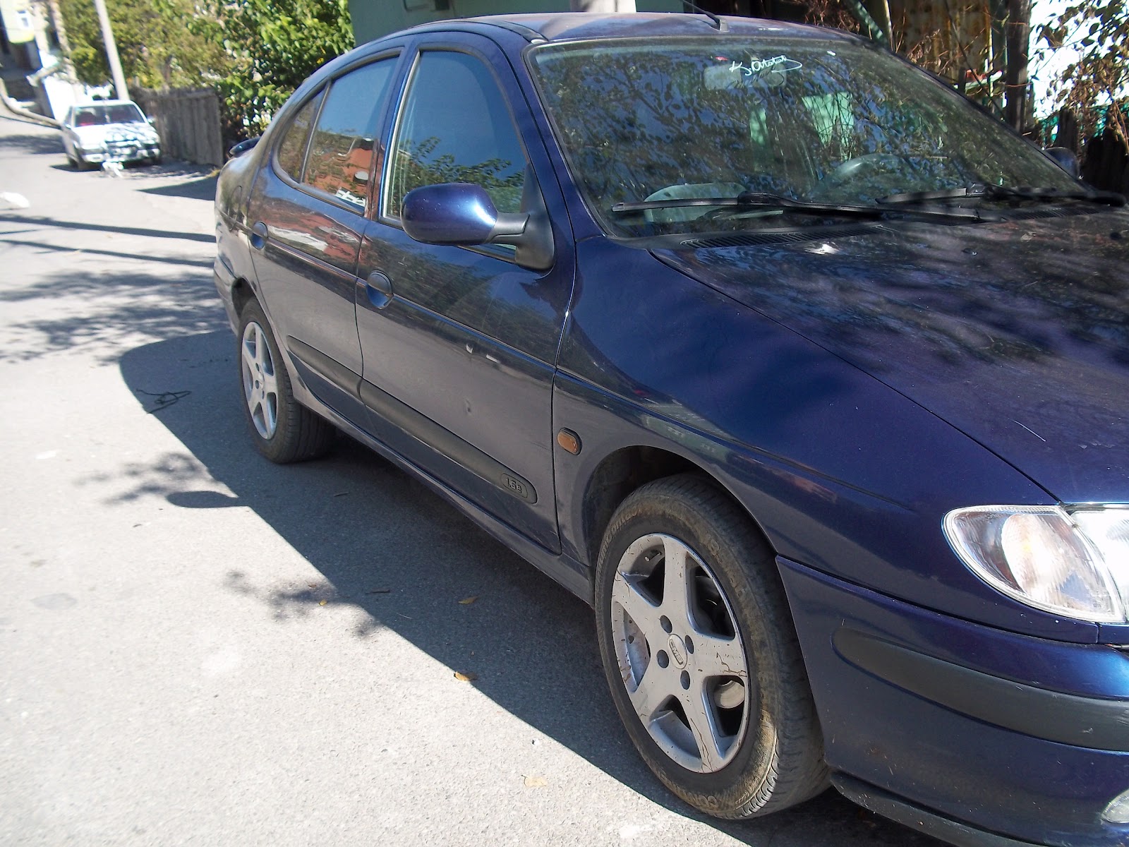 Renault Megane 1.6 МТ, 2001