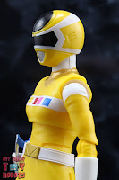 Power Rangers Lightning Collection In Space Yellow Ranger 09