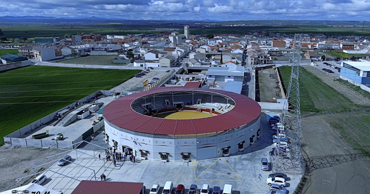 Del toro al infinito AYUNTAMIENTO DE VILLASECA DE LA SAGRA (TOLEDO