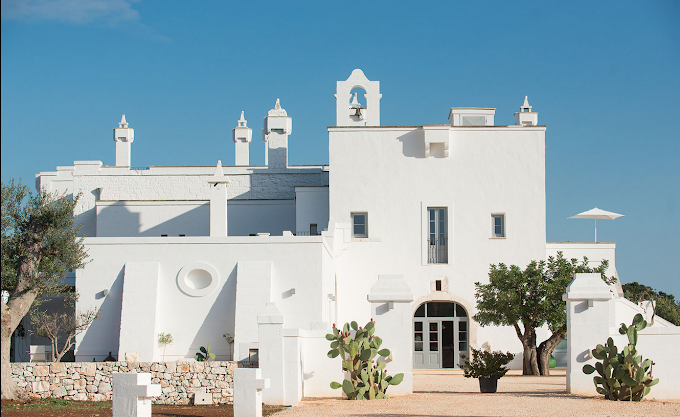 Masseria Le Torri in Puglia, Between the pure white of limes and the pure white of stones
