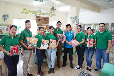Mang Inasal supports reading program for Iloilo public school graders