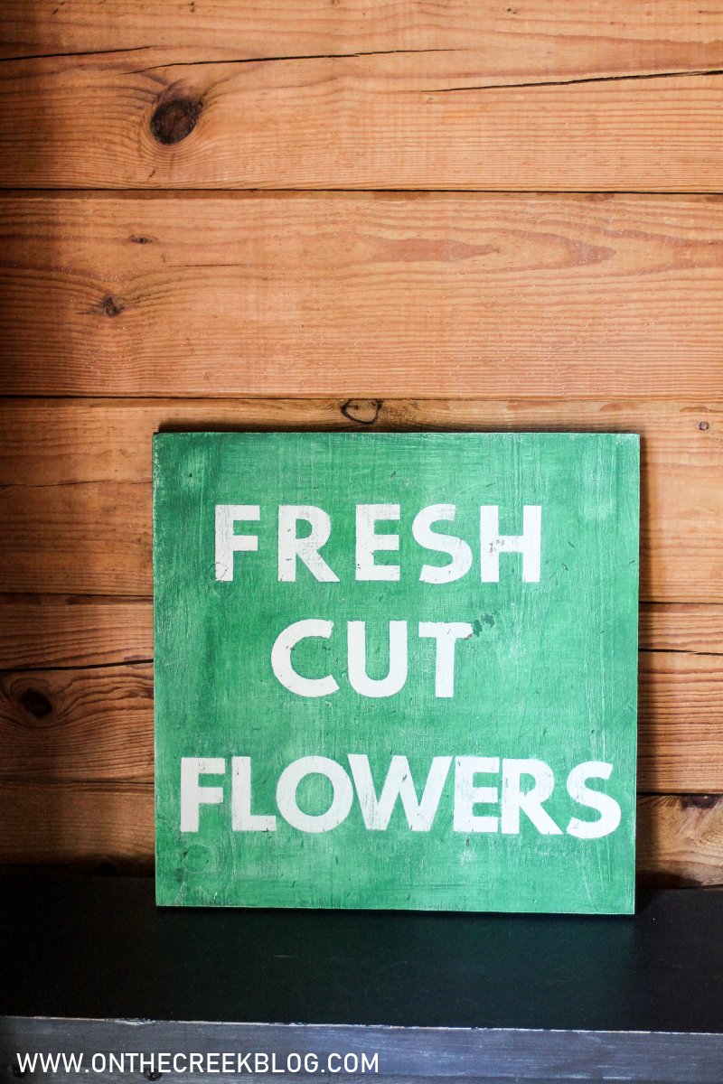 Vintage Inspired 'Fresh Cut Flowers' Sign