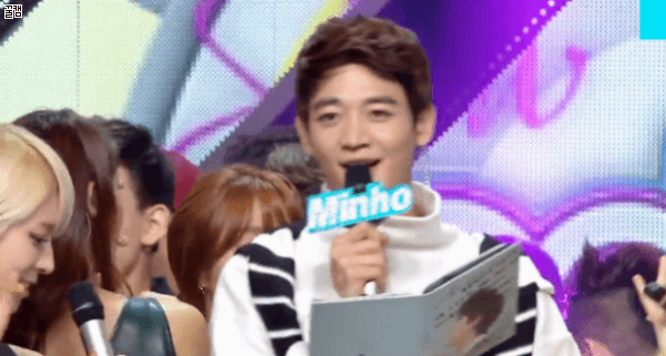 시상식에서 썸타는 듯한 Got7 제이비와 AOA설현 | 인스티즈