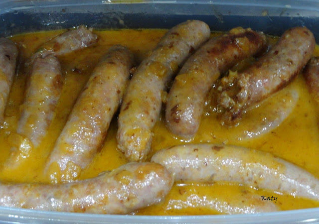 Salchichas Frescas Al Curry
