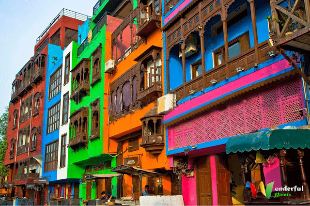 Gawalmandi Lahore - 12 Most Vibrant and Colorful Buildings in Pakistan | Lahore