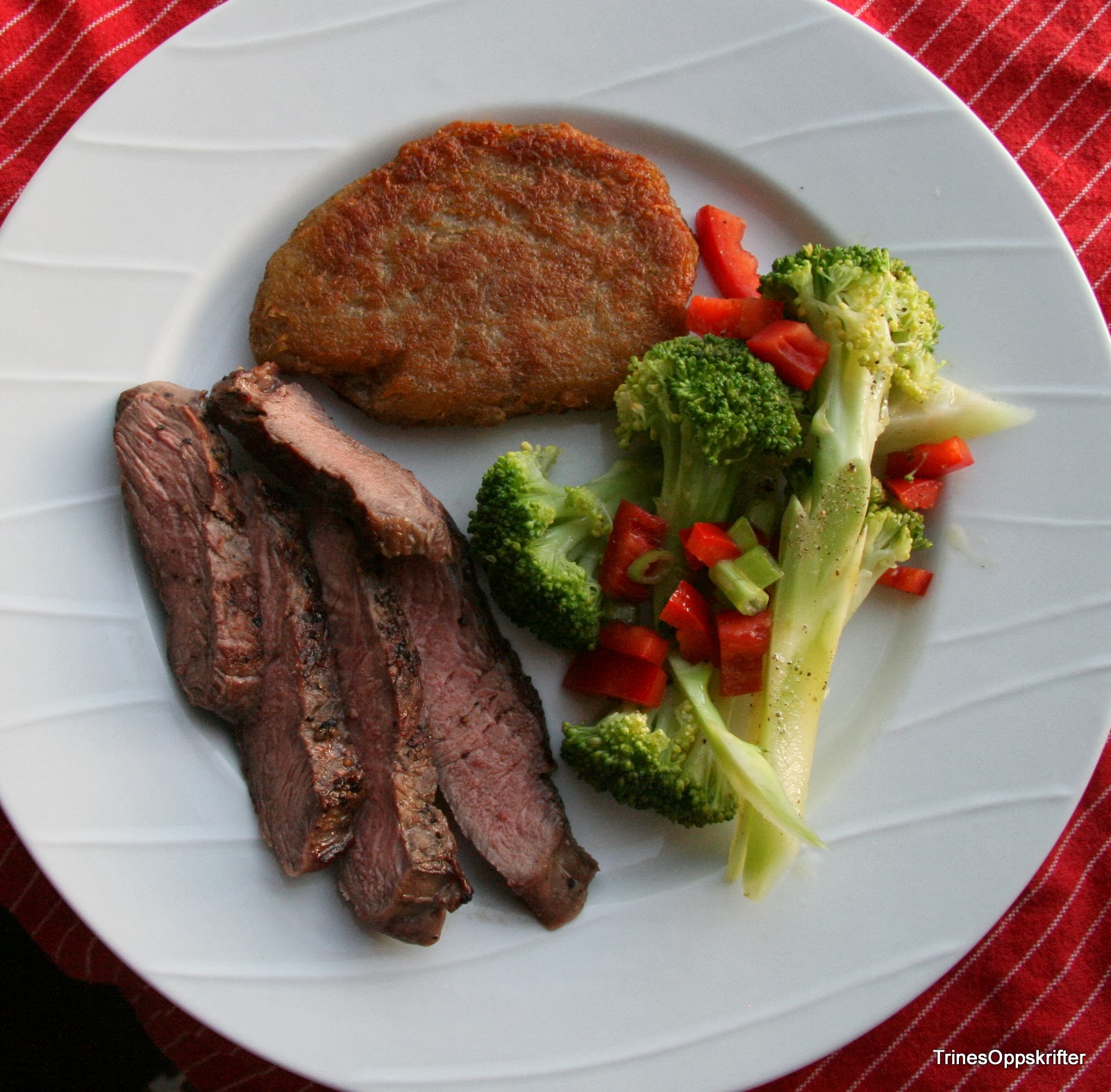 Biff Med Bearnaise- Og Rødvinssaus