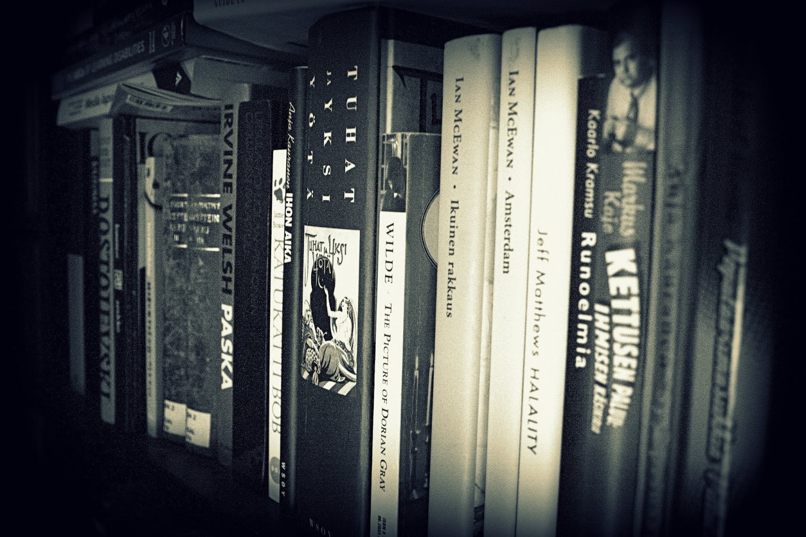 Seksikkäitä kuvia alasti tyttöjen