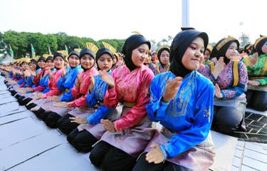 Tari Saman Tarian Tradisional Khas Aceh