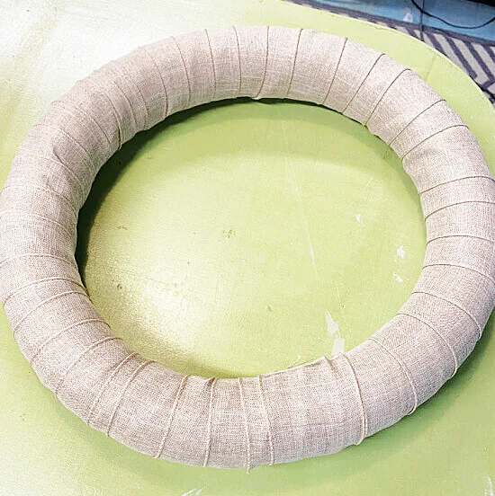 wrapped noodle circle with neutral ribbon