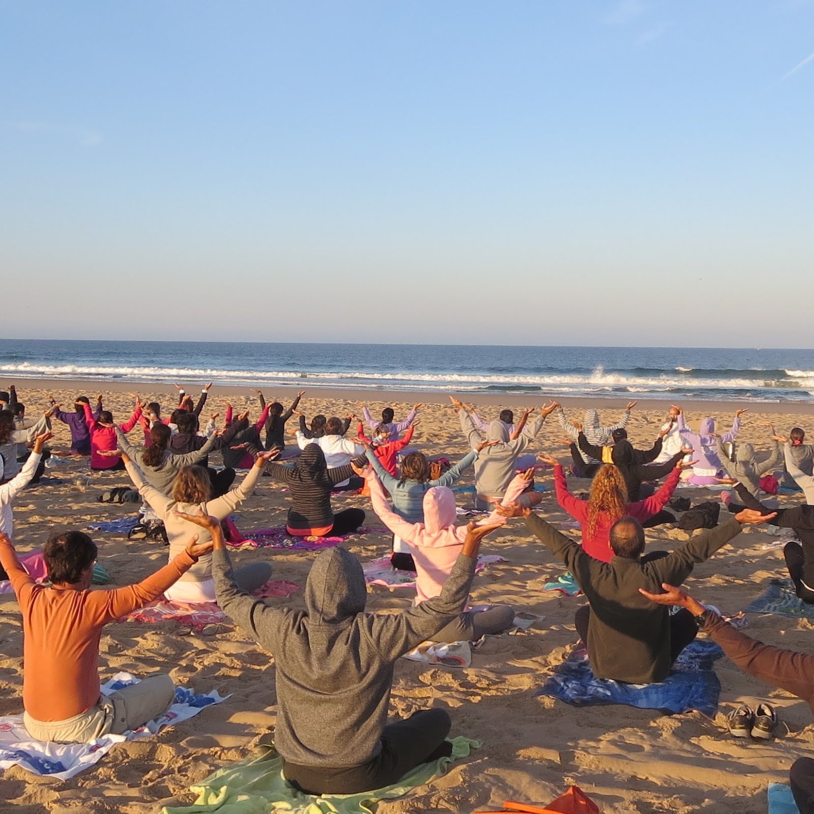 YOGA na PRAIA