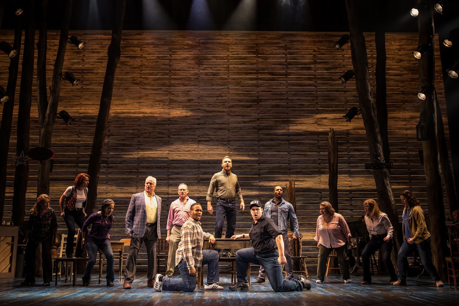 Review Come From Away At The Phoenix Theatre Pocket Size Theatre