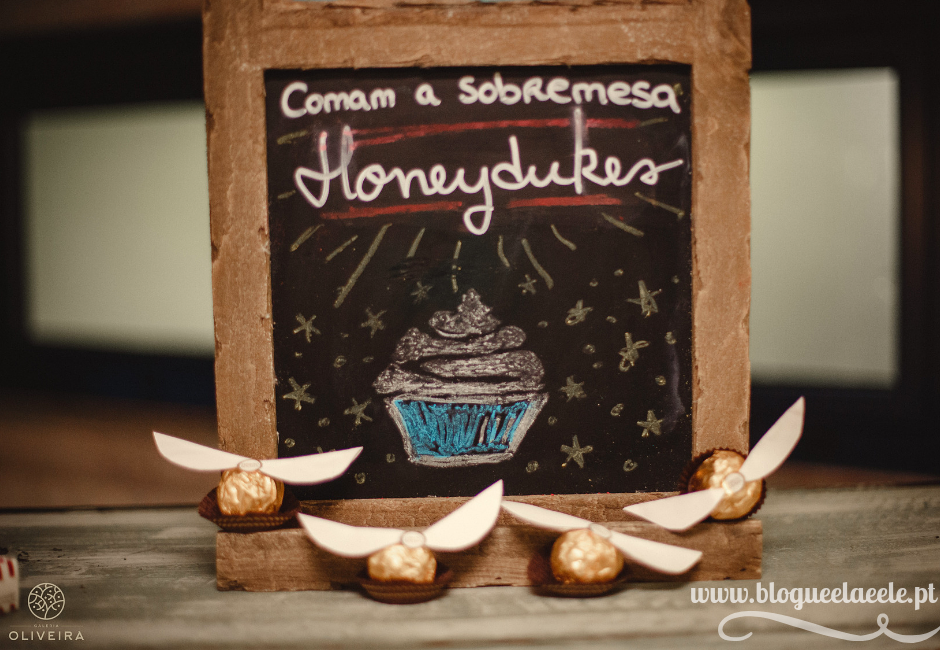 Casamento temático Harry Potter Decoração + casamento Harry Potter+ blogue português de casal + pedro e telma + ela e ele + ele e ela + decor + wedding + geek + nerd + filme + livros + tema de casamento original