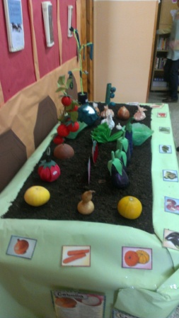 Del aula al huerto escolar en Villapendi: EL HUERTO D'INTERIOR en