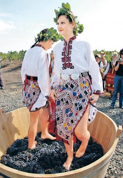 EDNWMZDXkAA3xMB.jpg (415×600)