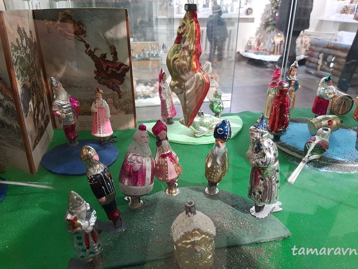 выставка елочных игрушек владивосток